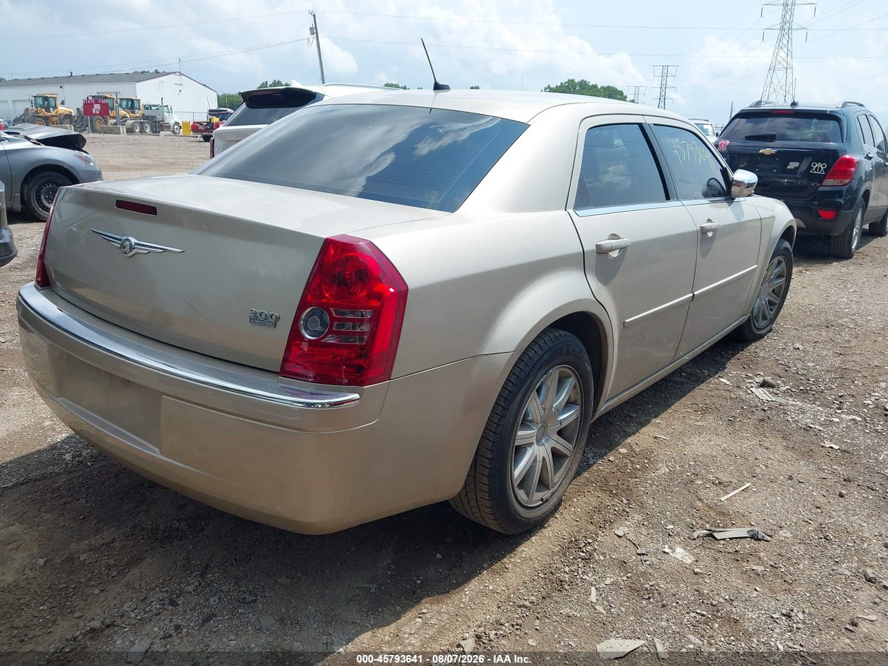 2008 CHRYSLER 300 LIMITED · 4/11