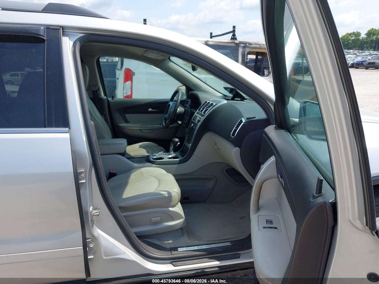 2010 GMC ACADIA SLT-1 · 5/11