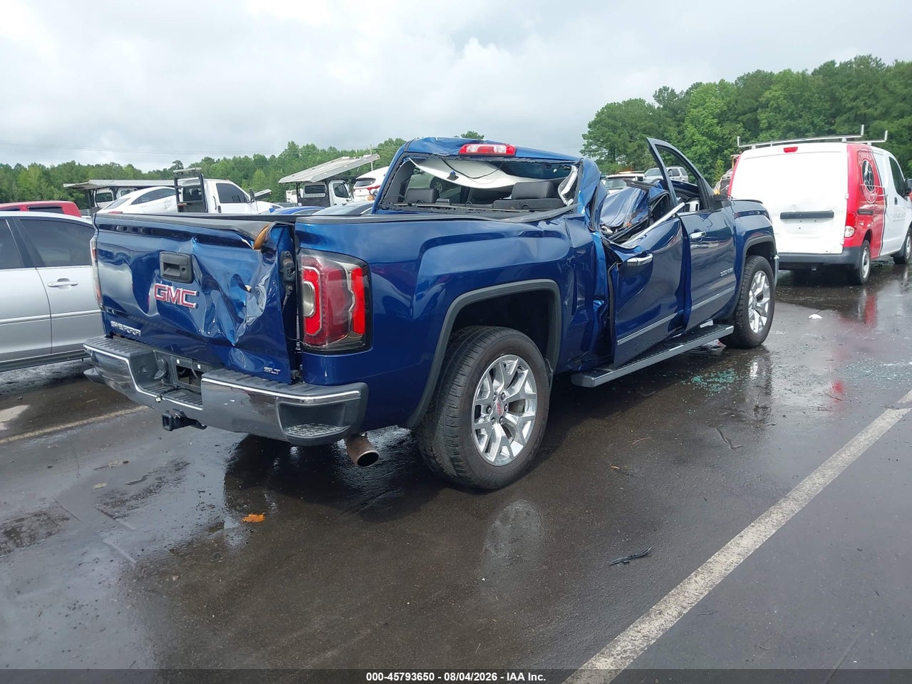 2017 GMC SIERRA 1500 SLT · 4/11