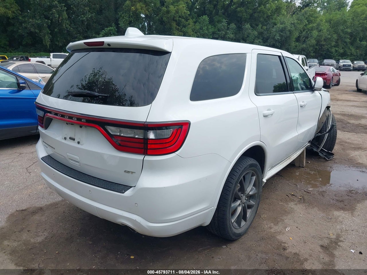2017 DODGE DURANGO GT AWD · 4/10