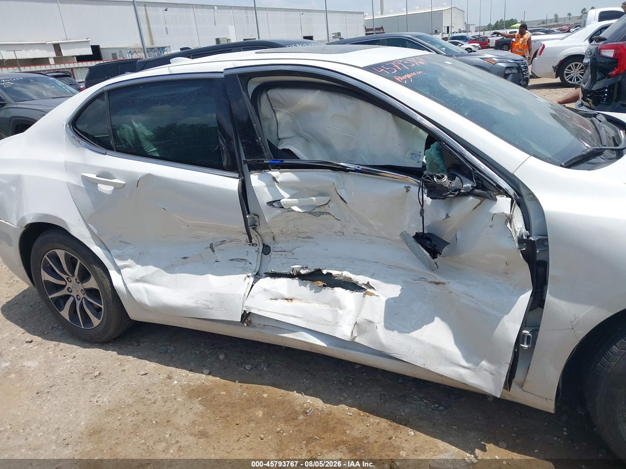 2017 ACURA TLX · 6/11