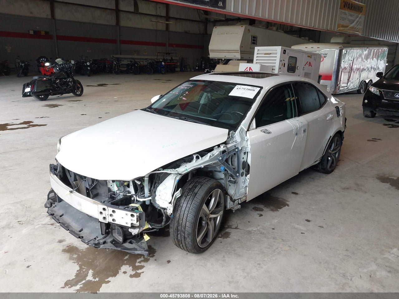 2018 LEXUS IS 300 · 2/11