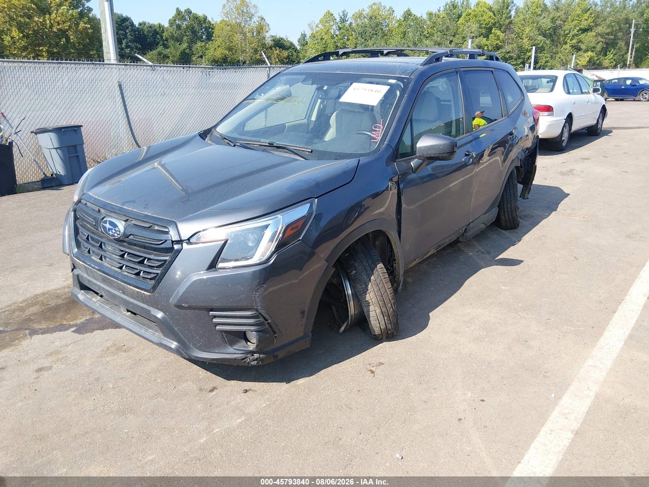 2022 SUBARU FORESTER PREMIUM · 2/11