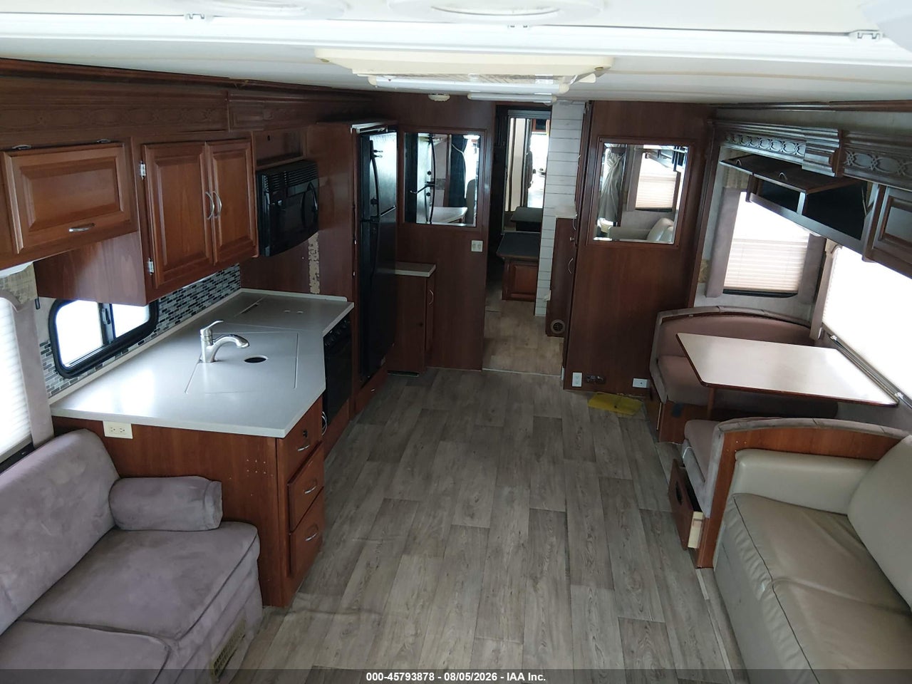 2007 FREIGHTLINER CHASSIS X LINE MOTOR HOME · 5/11