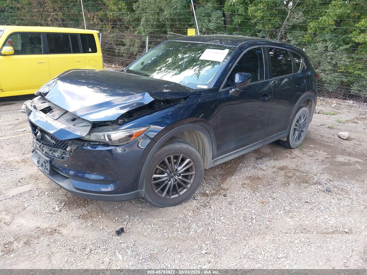 2017 MAZDA CX-5 TOURING · 2/11