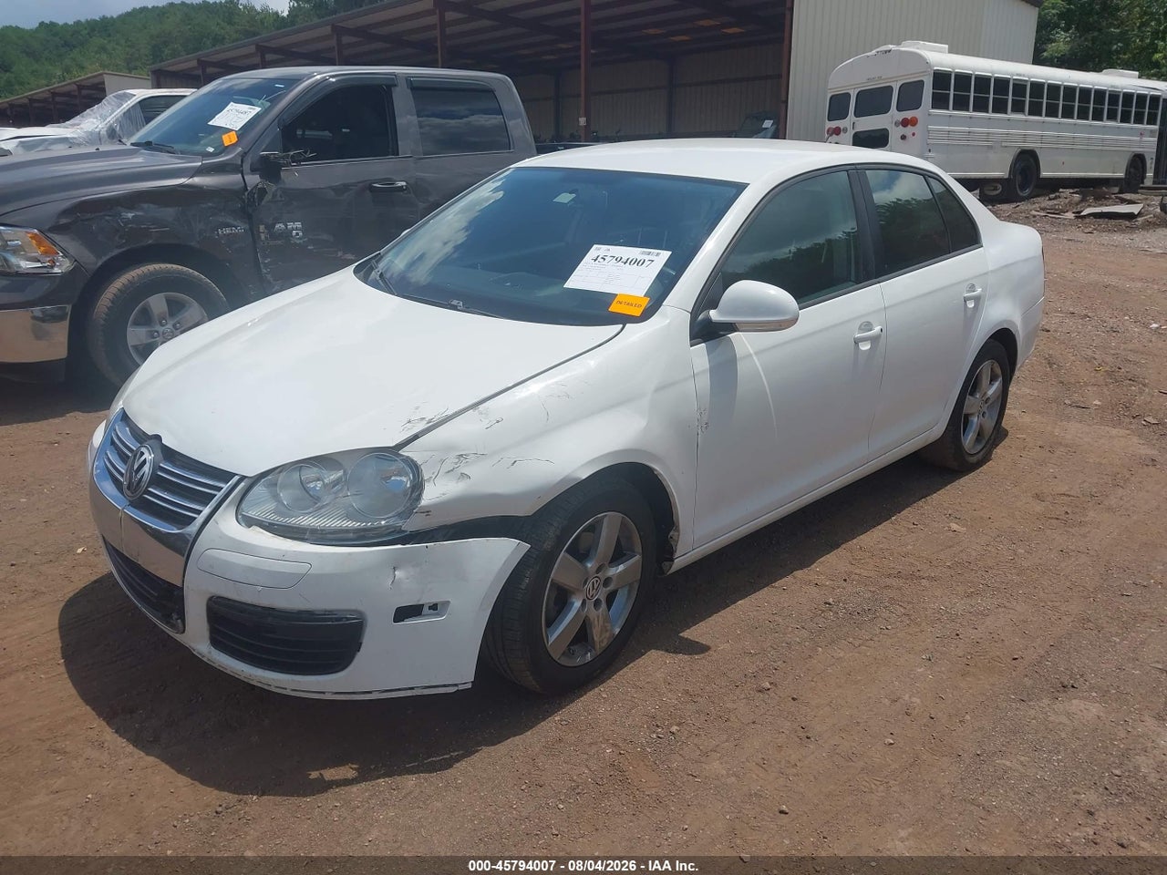 3VWJX7AJ8AM****** · 2010 VOLKSWAGEN JETTA S · 2/11