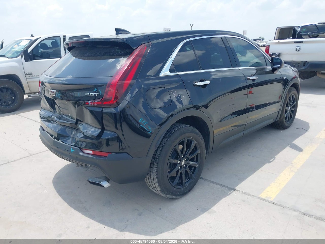 2019 CADILLAC XT4 LUXURY · 4/11
