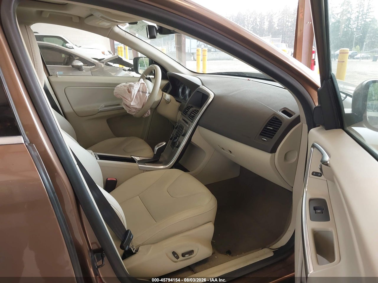 2013 VOLVO XC60 3.2 PREMIER PLUS · 5/11