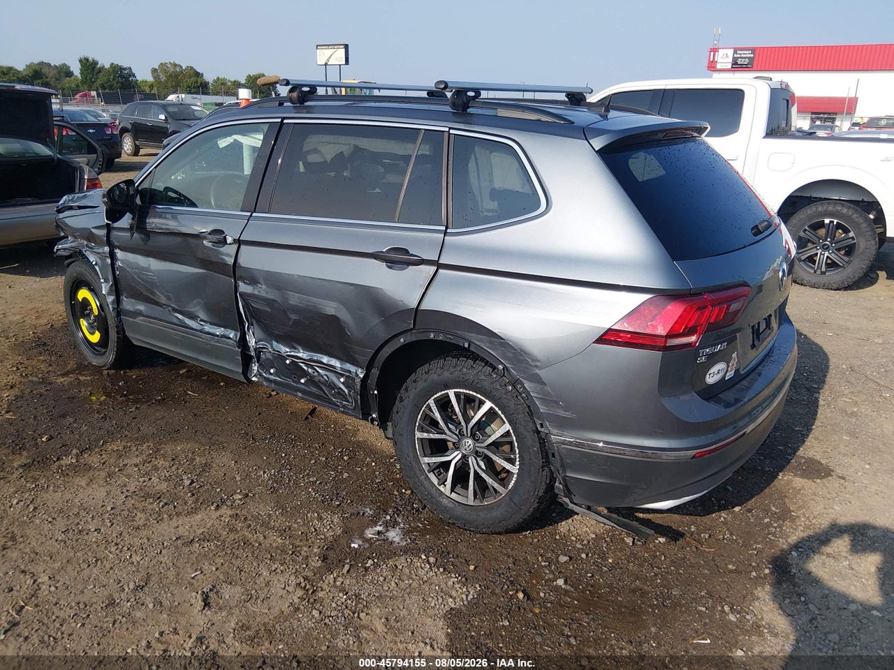 2020 VOLKSWAGEN TIGUAN 2.0T SE/2.0T SE R-LINE BLACK/2.0T SEL · 3/11
