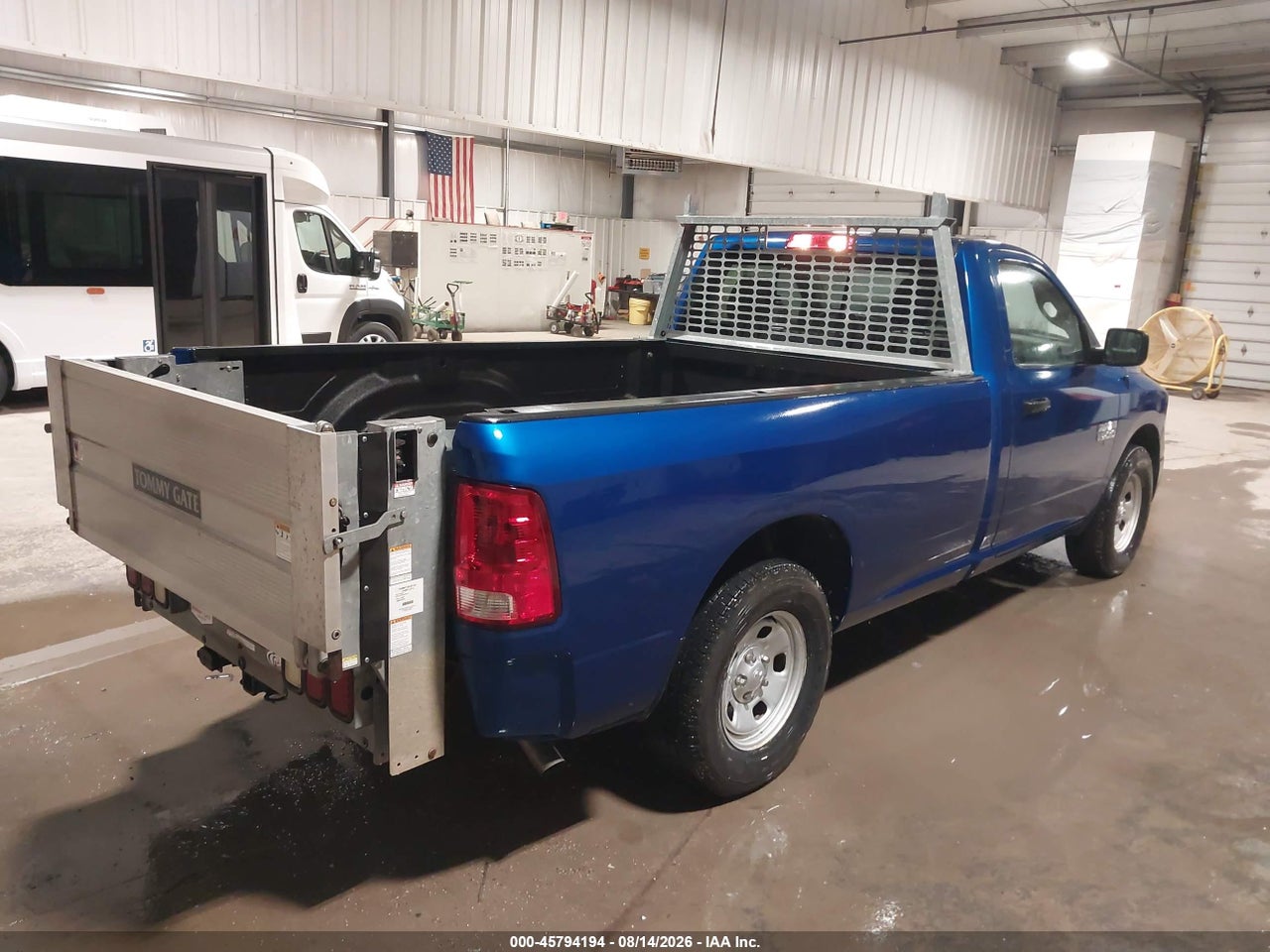2019 RAM 1500 CLASSIC TRADESMAN  4X2 8' BOX · 4/11