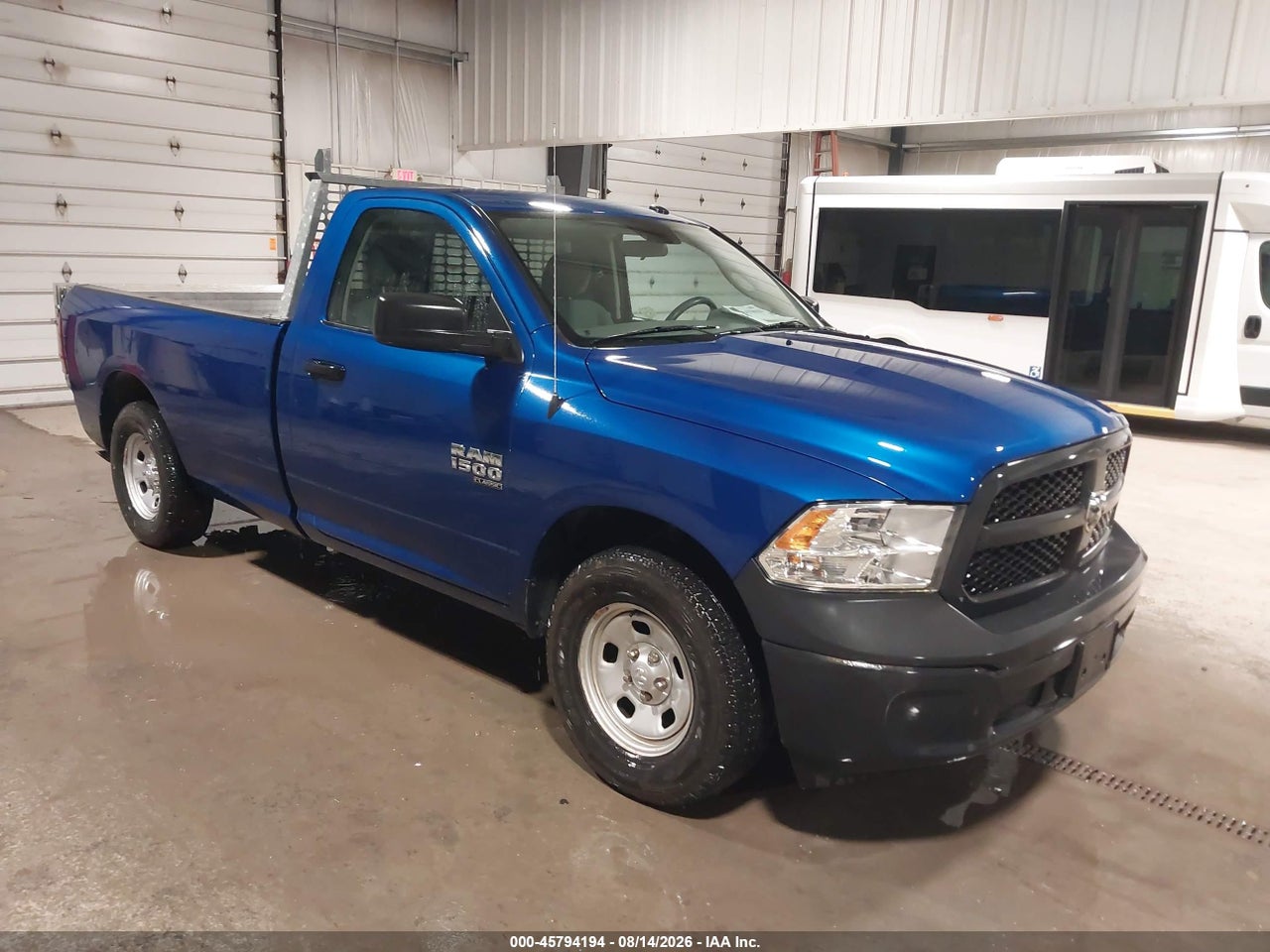 2019 RAM 1500 CLASSIC TRADESMAN 4X2 8' BOX