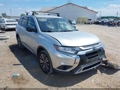 JA4AD2A33LZ****** · 2020 MITSUBISHI OUTLANDER ES 2.4