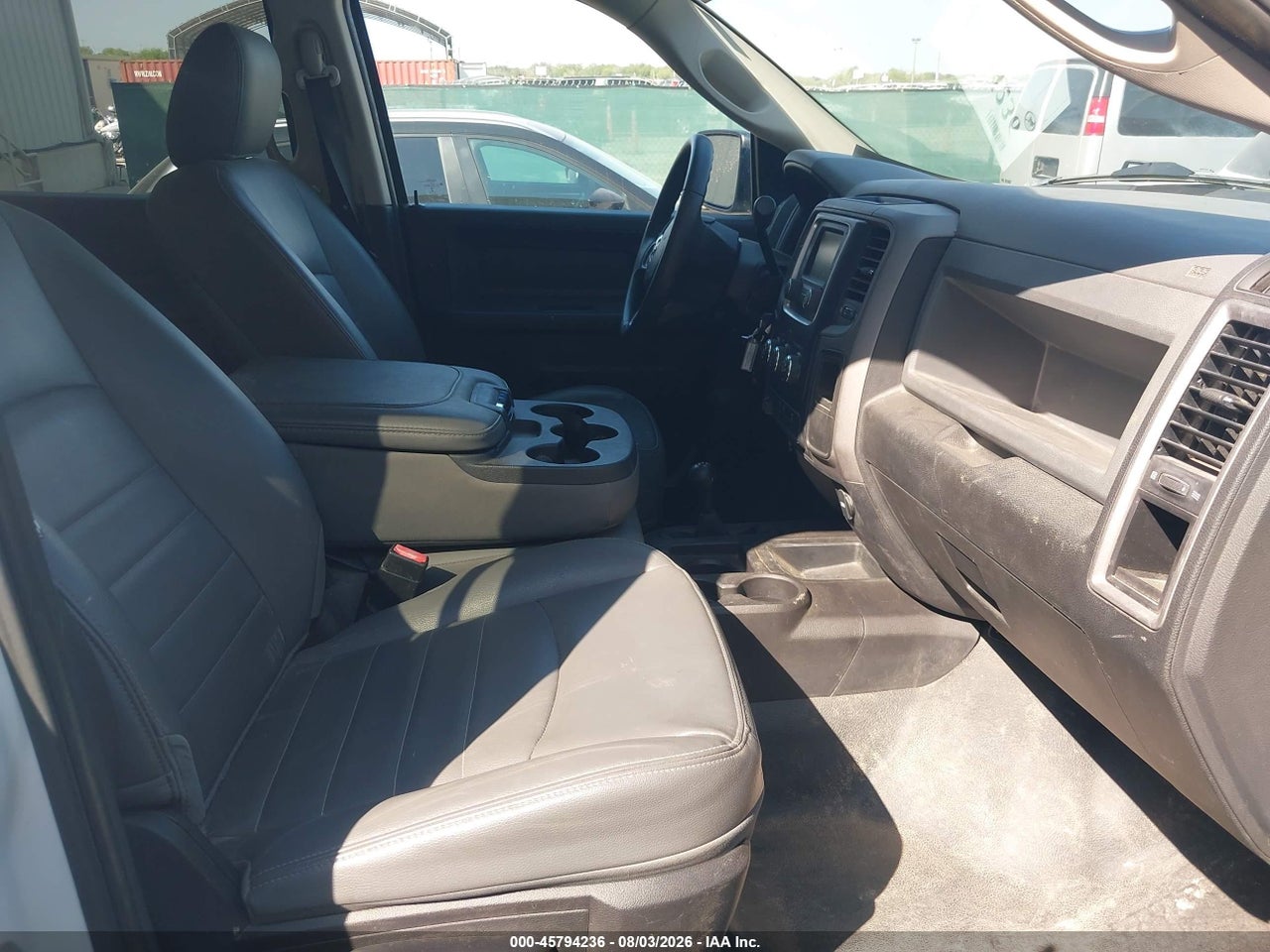 2017 RAM 2500 TRADESMAN  4X4 8' BOX · 5/11