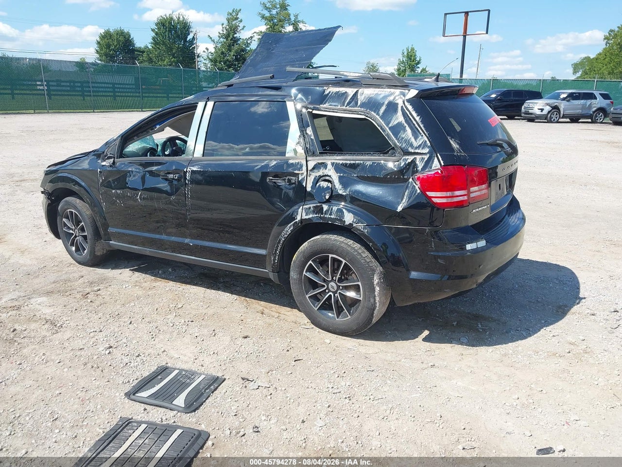 2016 DODGE JOURNEY SE · 3/10