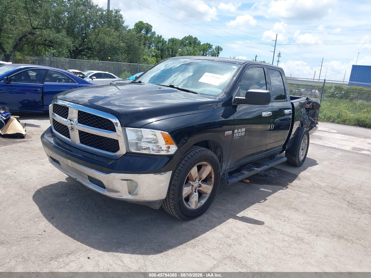 2019 RAM 1500 CLASSIC TRADESMAN  4X2 6'4 BOX · 2/10