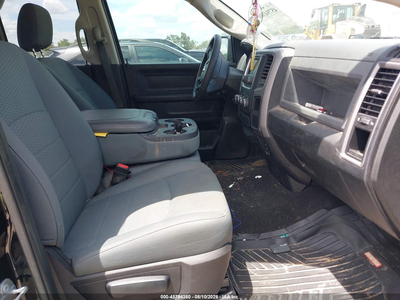 2019 RAM 1500 CLASSIC TRADESMAN  4X2 6'4 BOX · 5/10