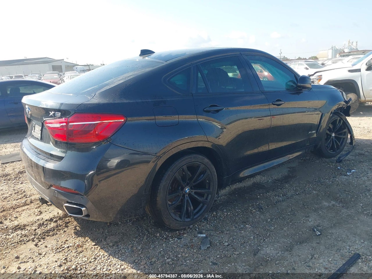 2017 BMW X6 XDRIVE35I · 4/11