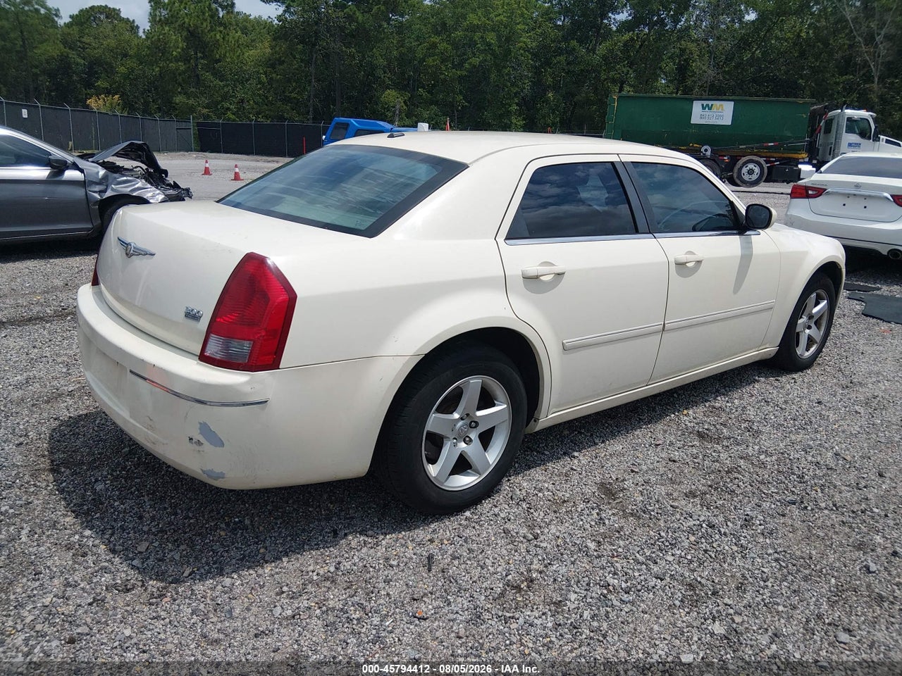 2007 CHRYSLER 300 TOURING · 4/11