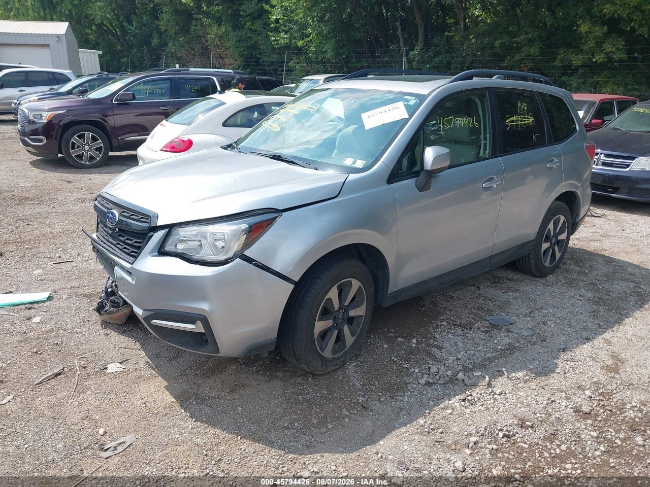 2017 SUBARU FORESTER 2.5I PREMIUM · 2/11