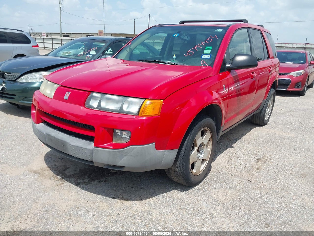 2004 SATURN VUE V6 · 2/11