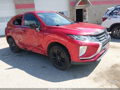 JA4AT4AA5JZ****** · 2018 MITSUBISHI ECLIPSE CROSS LE