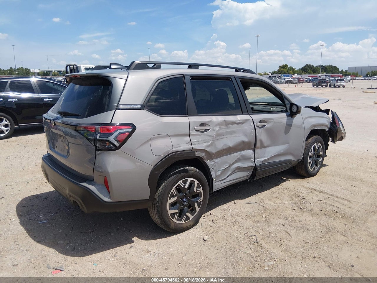 2025 SUBARU FORESTER PREMIUM · 4/11