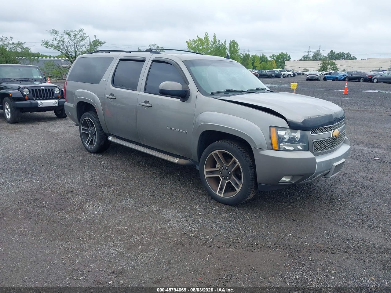 1GNSKJE72CR****** · 2012 CHEVROLET SUBURBAN LT