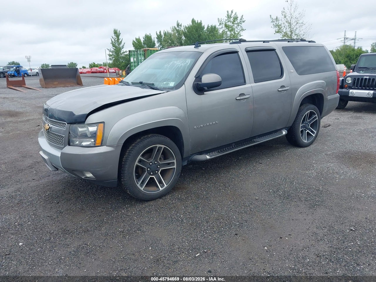 2012 CHEVROLET SUBURBAN LT · 2/11