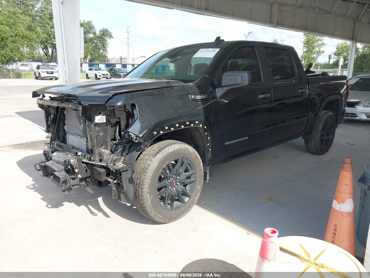 2025 GMC SIERRA 1500 2WD  SHORT BOX PRO · 2/11