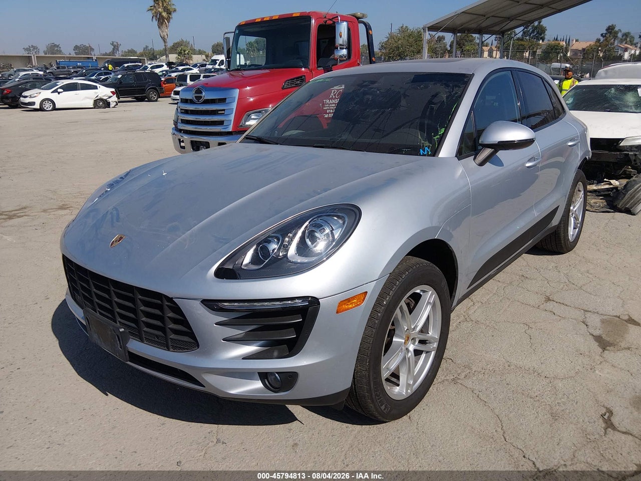 2018 PORSCHE MACAN   · 2/11