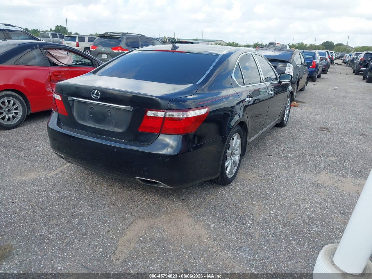 2009 LEXUS LS 460 · 4/11