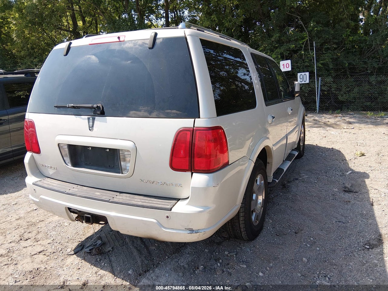 2006 LINCOLN NAVIGATOR LUXURY/ULTIMATE · 4/11
