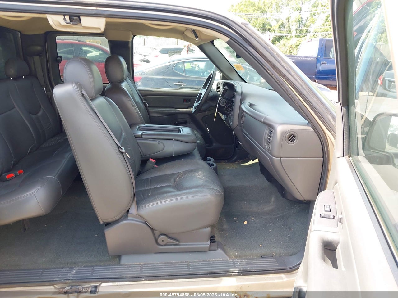 2004 GMC SIERRA 1500 SLE · 5/11