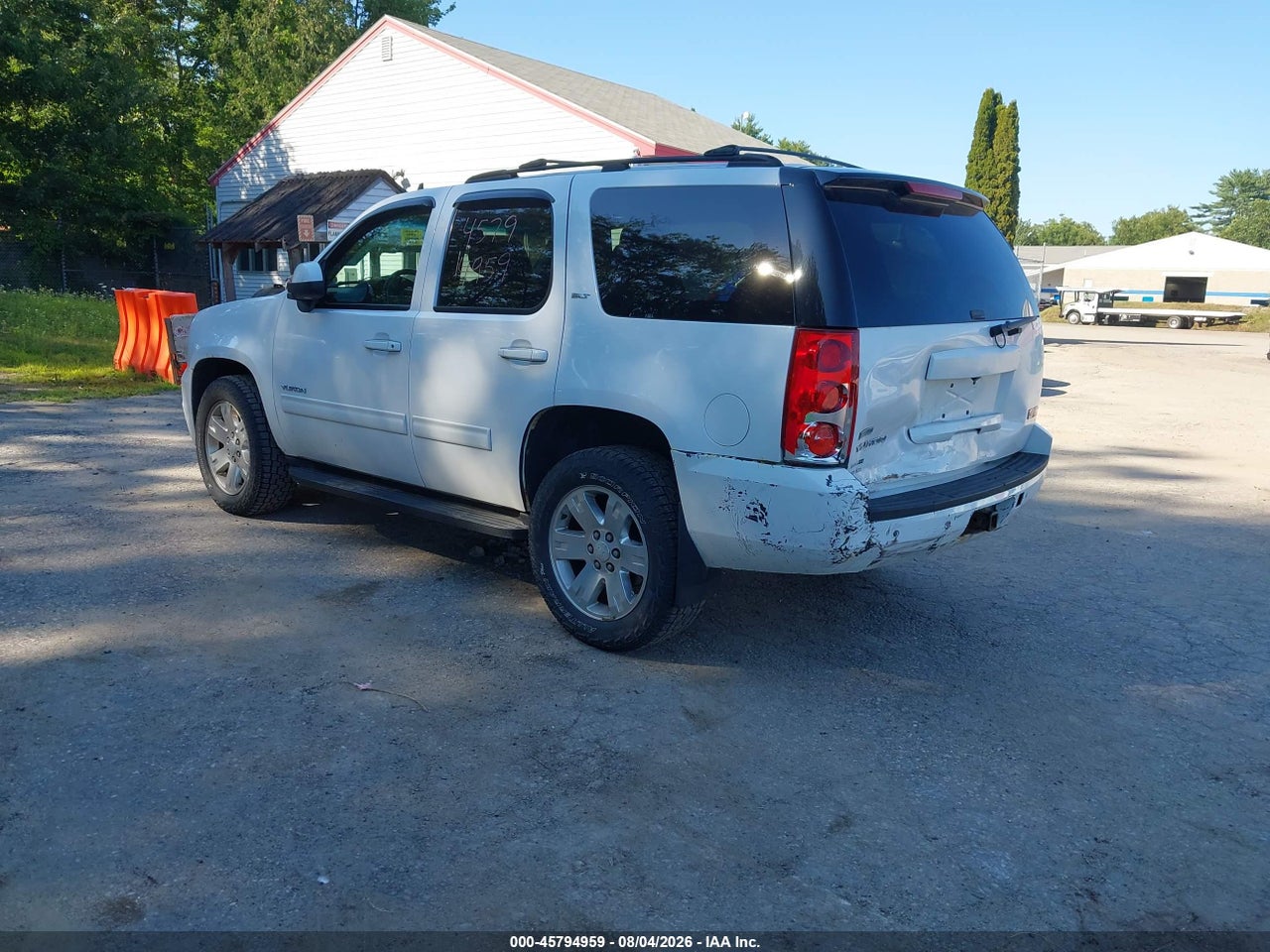 2012 GMC YUKON SLT · 3/11