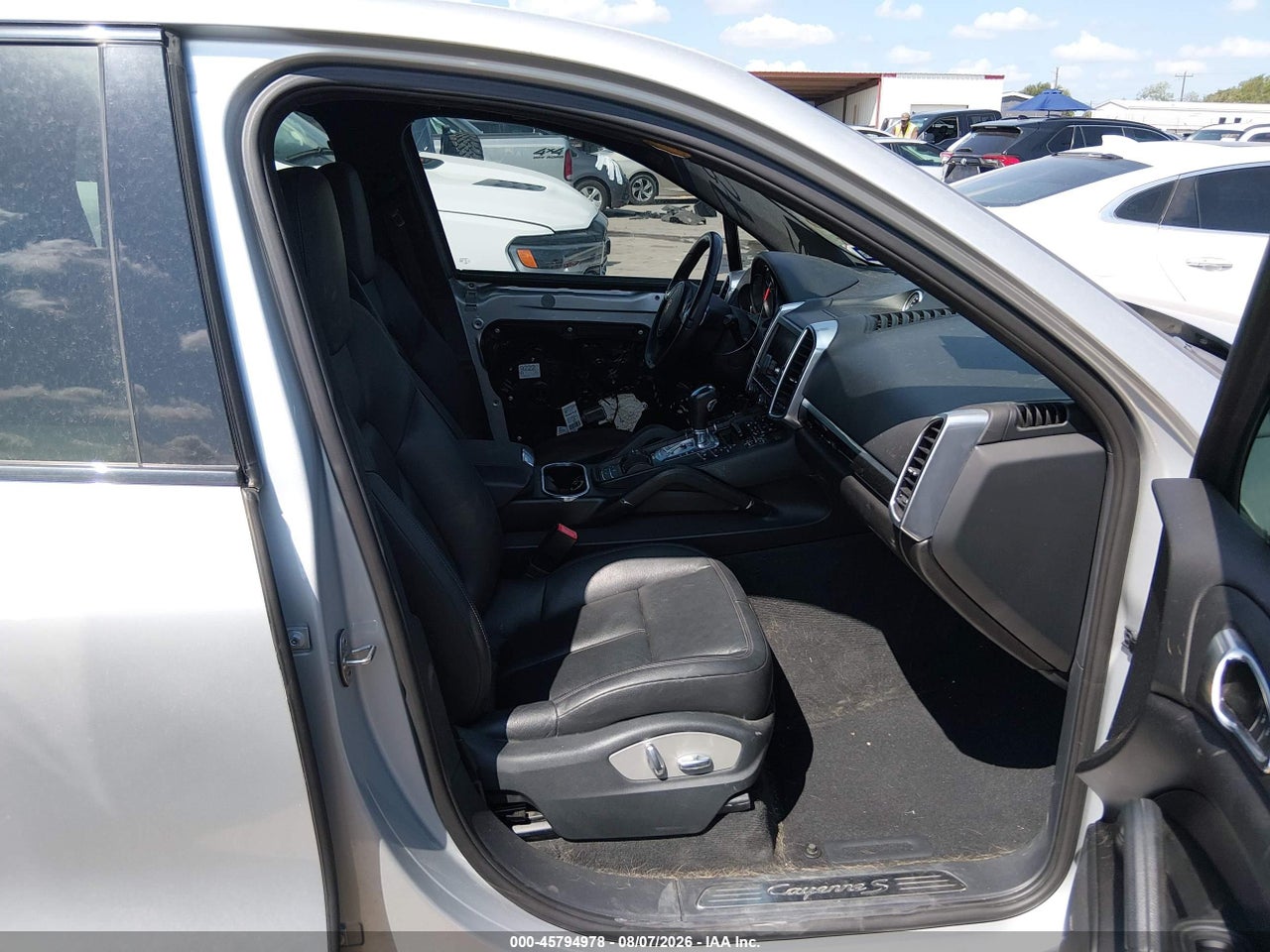 2012 PORSCHE CAYENNE S · 5/11
