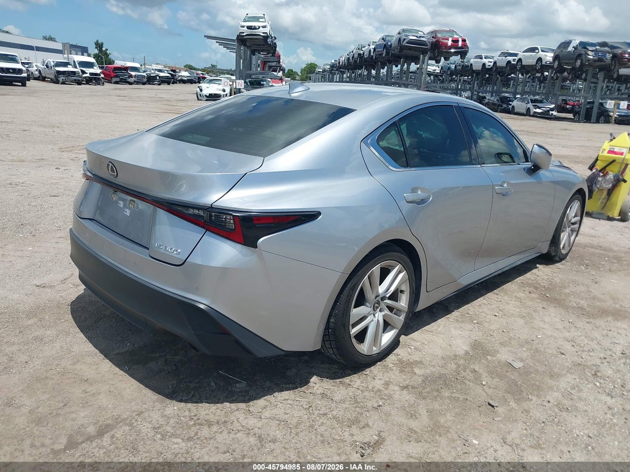 2023 LEXUS IS 300 · 4/11