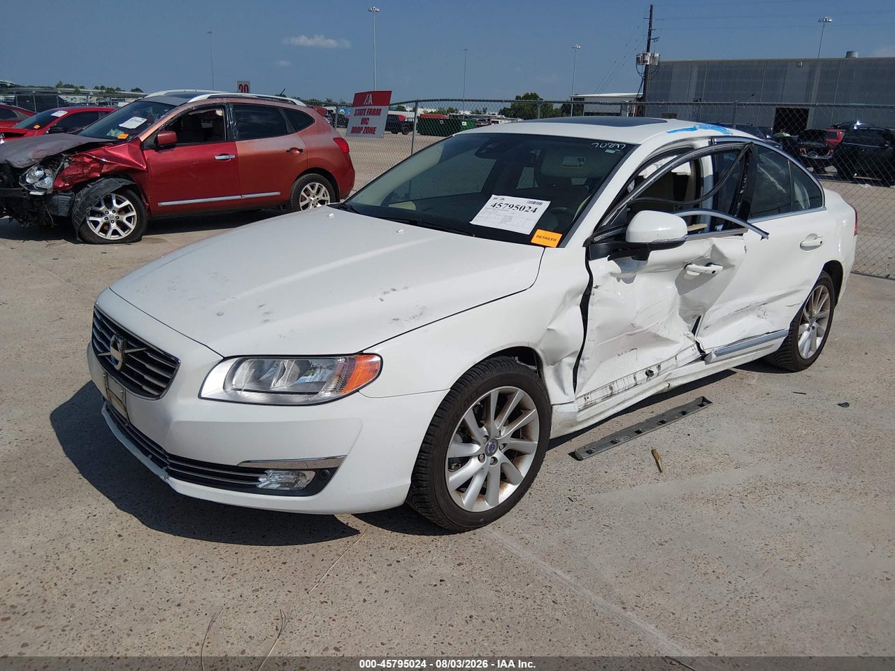 2015 VOLVO S80 T5 PLATINUM · 2/11