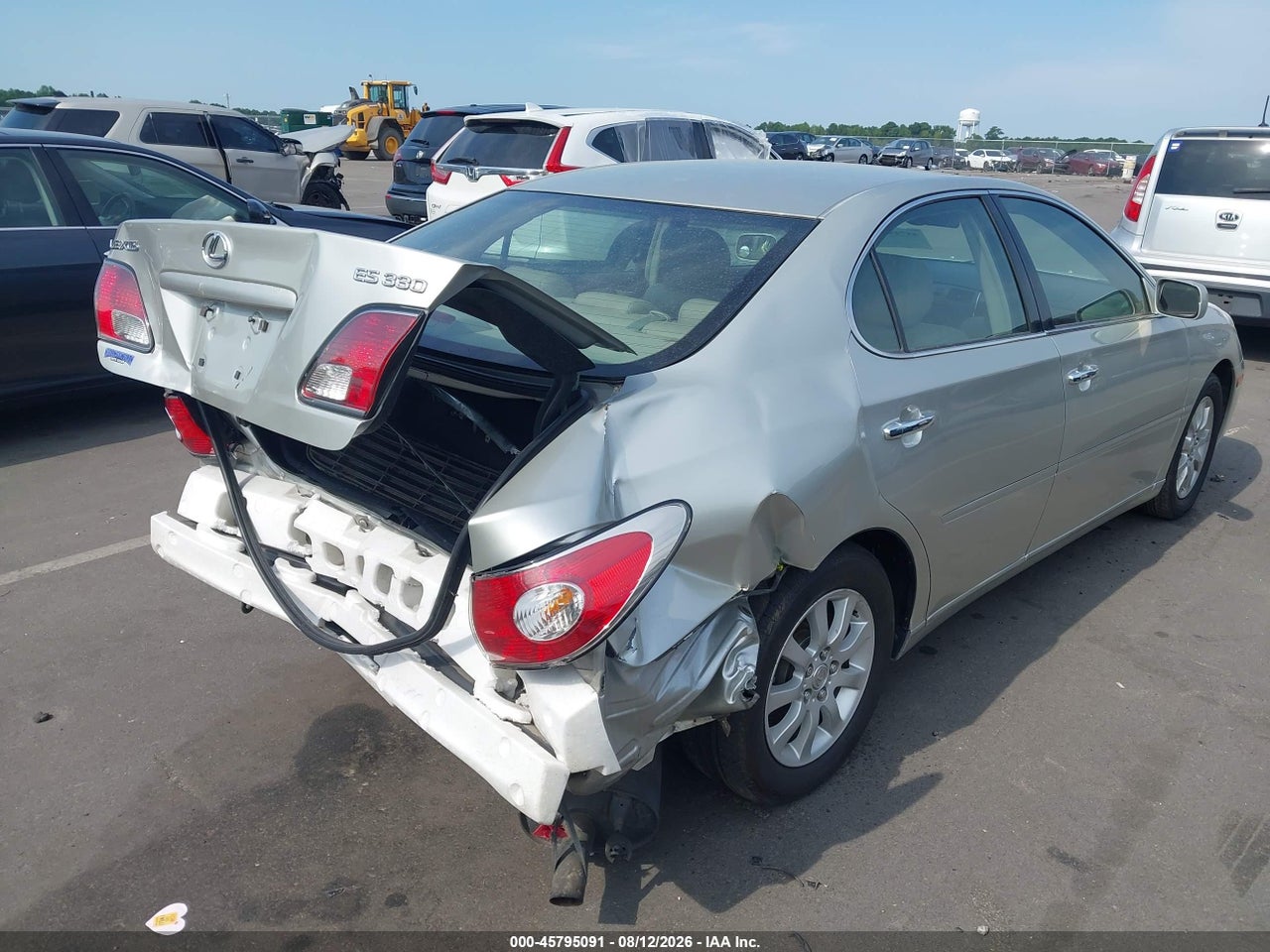 2004 LEXUS ES 330 · 4/11