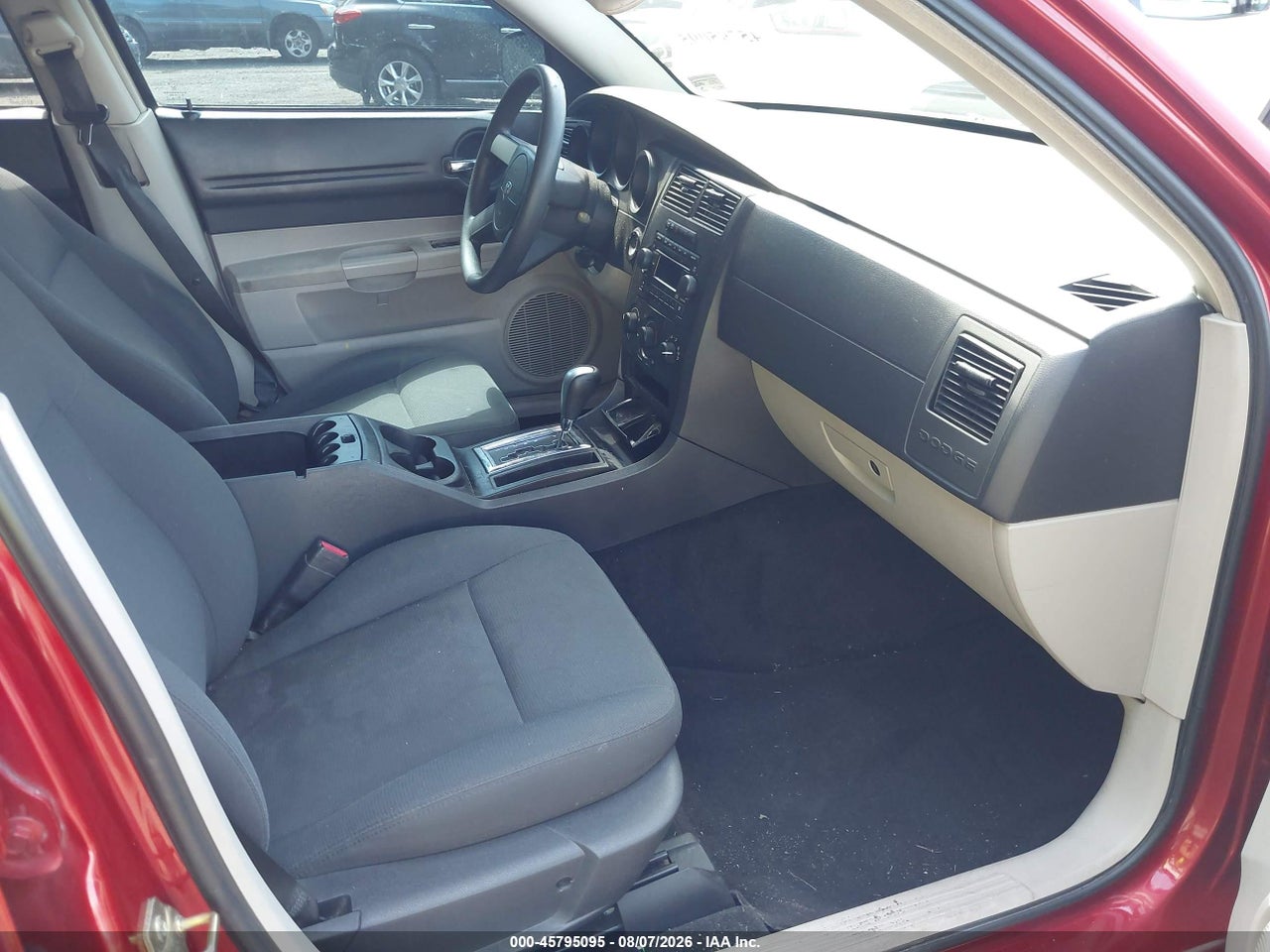 2006 DODGE MAGNUM · 5/11