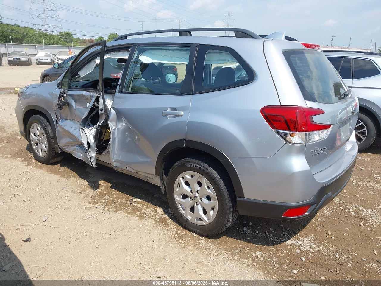 2019 SUBARU FORESTER · 3/10