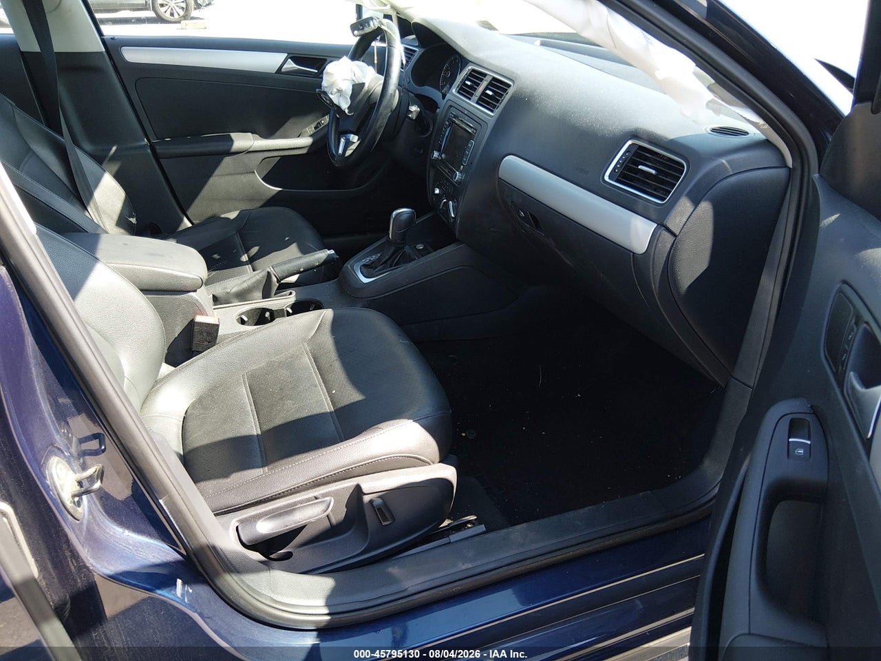 2014 VOLKSWAGEN JETTA 1.8T SE · 5/11