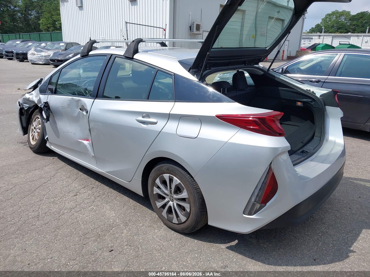 JTDKAMFP9N3****** · 2022 TOYOTA PRIUS PRIME LE · 3/11