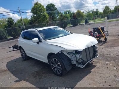2022 VOLVO XC60 B5 MOMENTUM