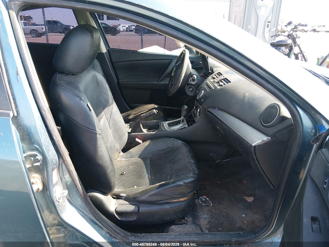 2011 MAZDA MAZDA3 I TOURING · 5/11