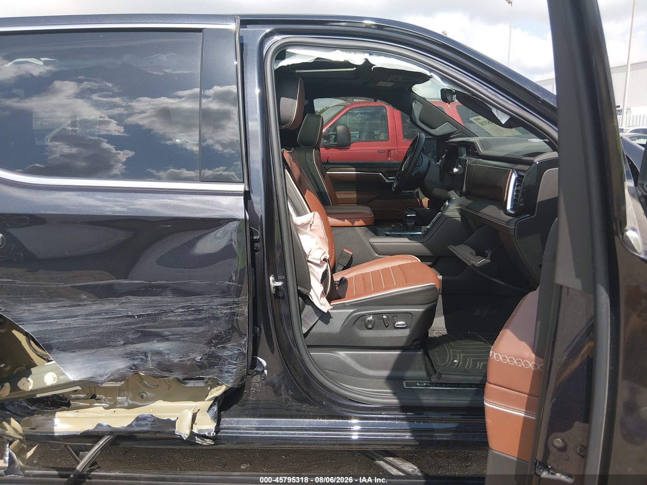 2026 GMC SIERRA 1500 , SHORT BED, DENALI ULTIMATE, 4WD · 5/10