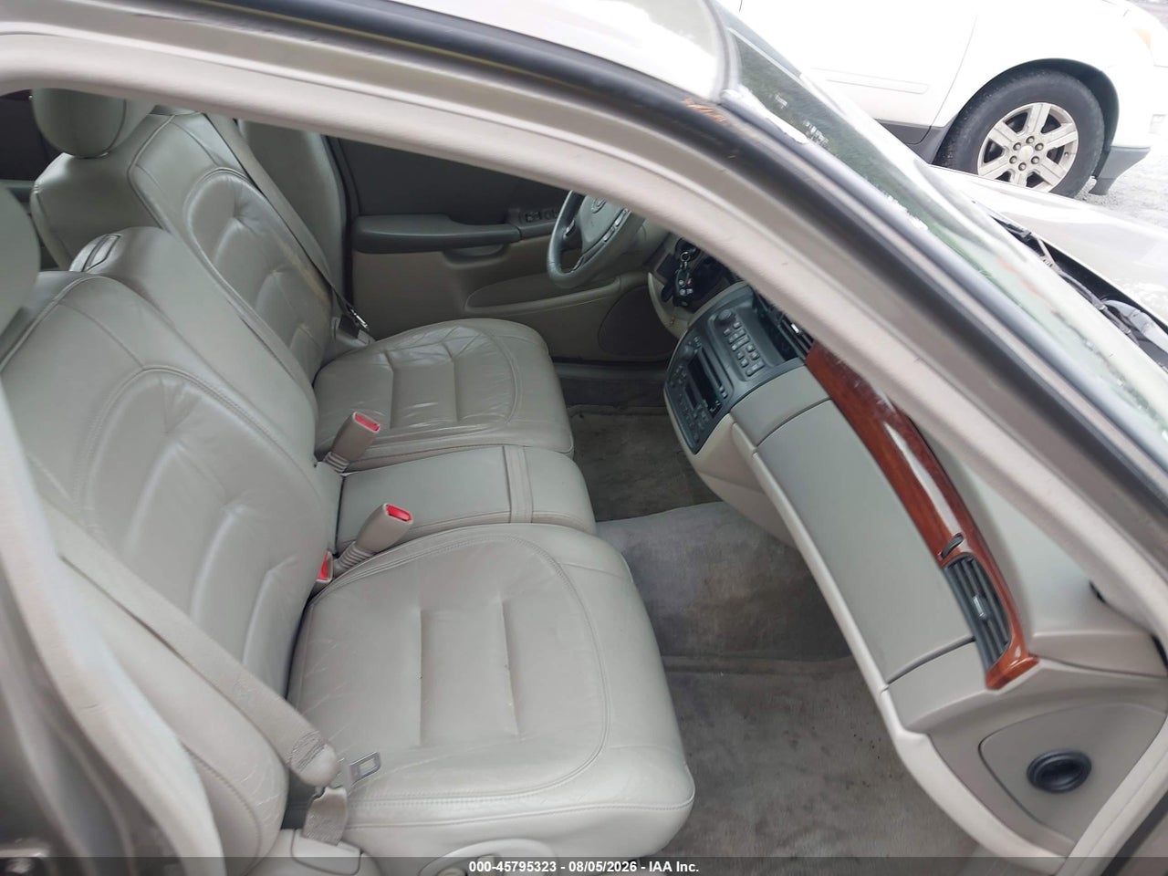 1G6KD54Y72U****** · 2002 CADILLAC DEVILLE   · 5/11