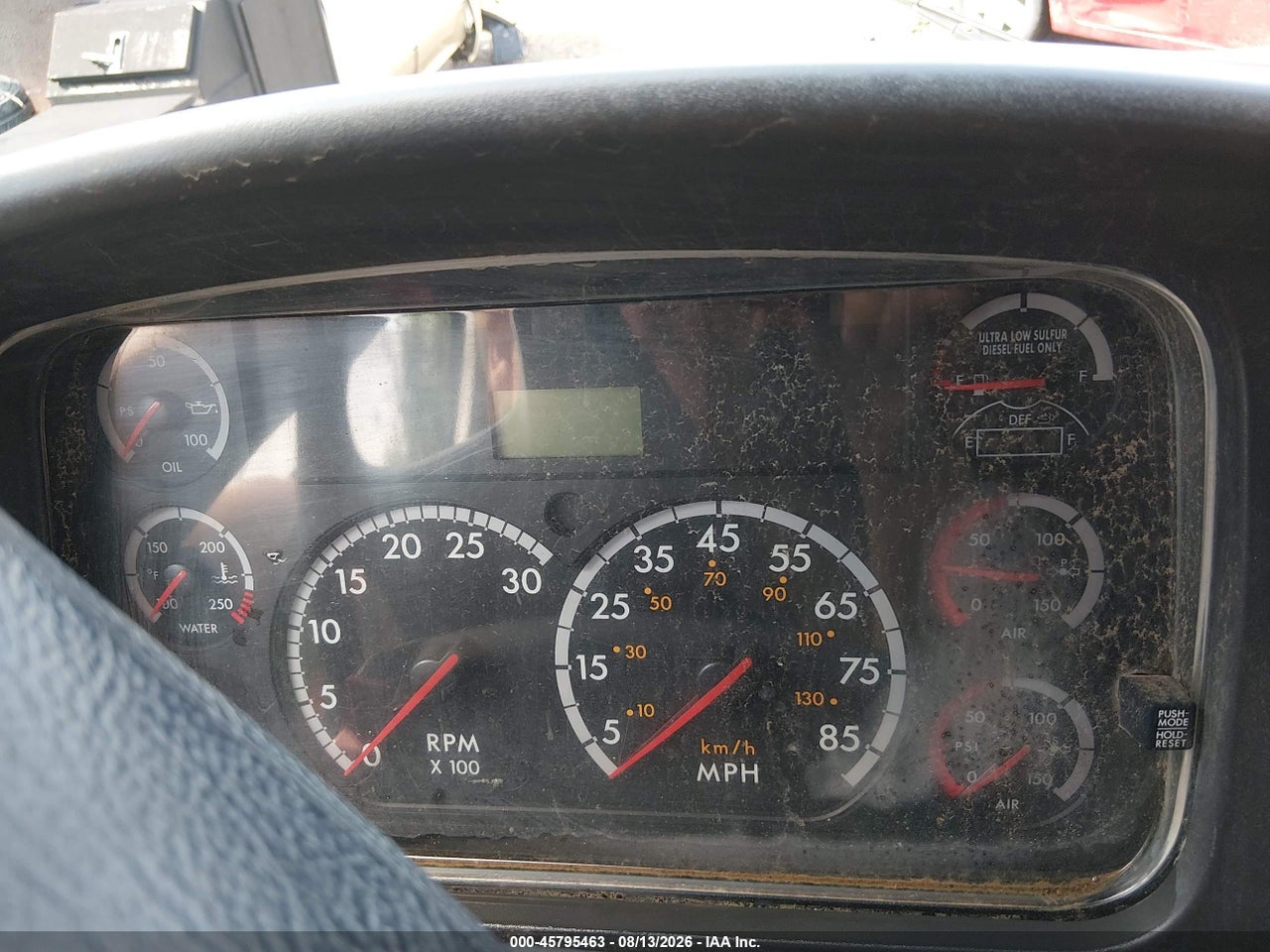 2012 FREIGHTLINER M2 106 MEDIUM DUTY · 6/10