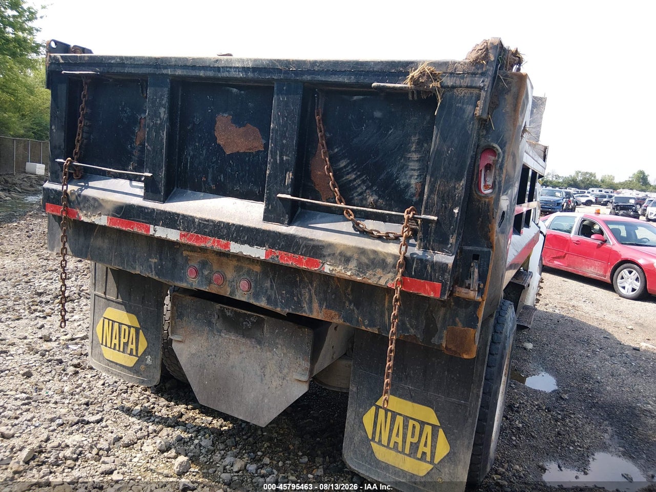 2012 FREIGHTLINER M2 106 MEDIUM DUTY · 4/10