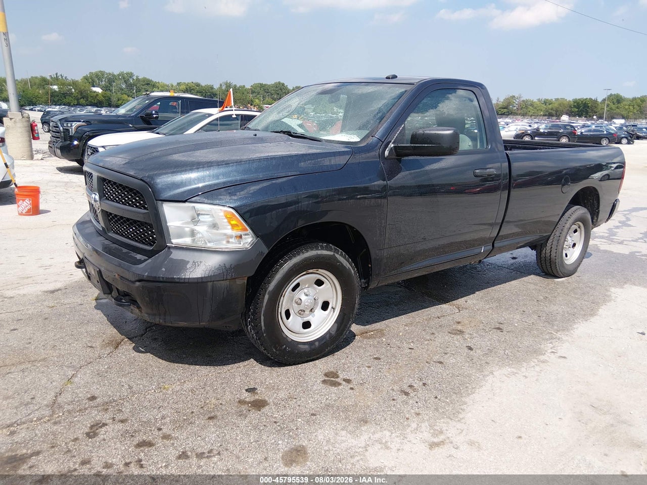 2019 RAM 1500 CLASSIC TRADESMAN  4X4 8' BOX · 2/11