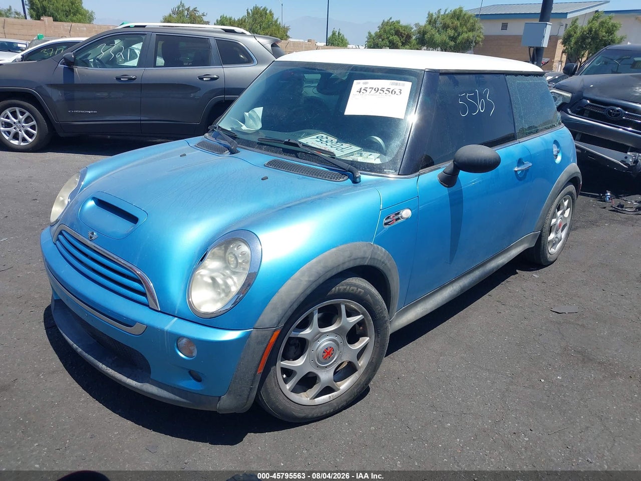2005 MINI COOPER S · 2/11